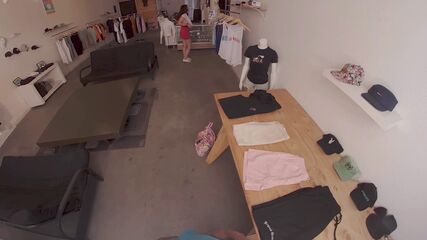 Italian Hot Pussy Takes BBC